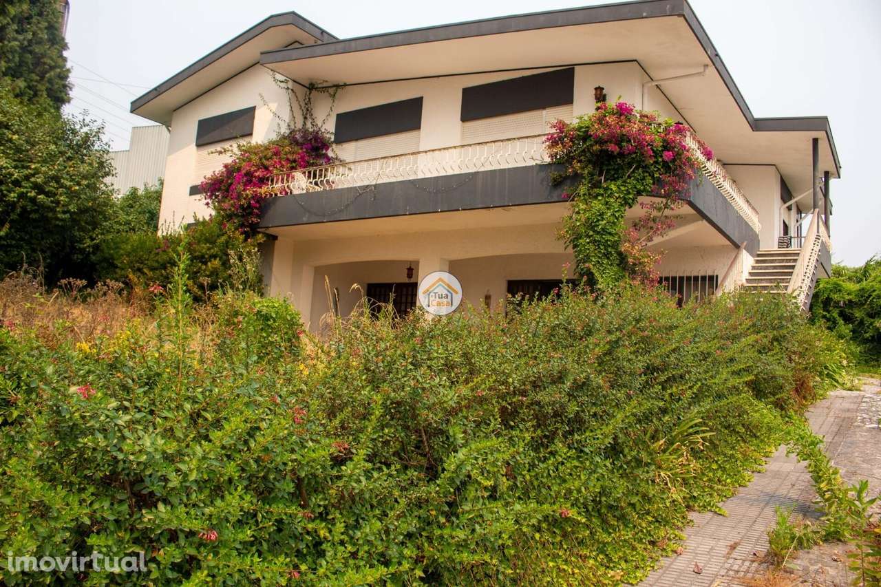 Moradia T3 com Terreno de 1.780 m2 – Sanguedo, Santa Maria da Feira - Grande imagem: 2/16