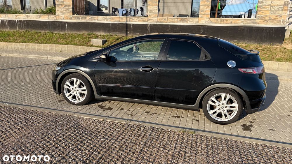 Honda Civic 1.8 Comfort - 3