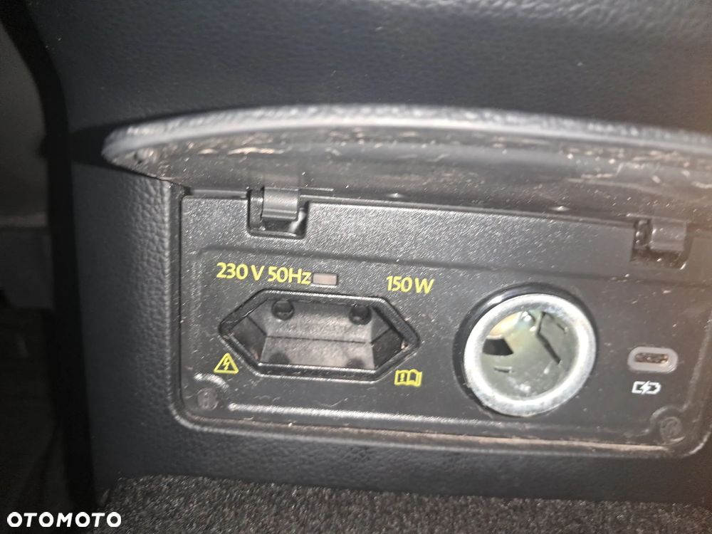 Volkswagen Passat 2.0 TDI 4Mot Elegance DSG - 24