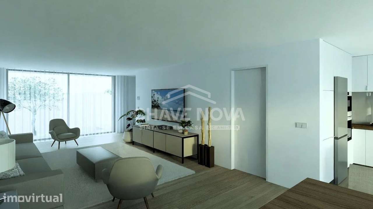 Moradia em Banda V3 Nova c/ Terraço em Pedroso - Grande imagem: 3/22
