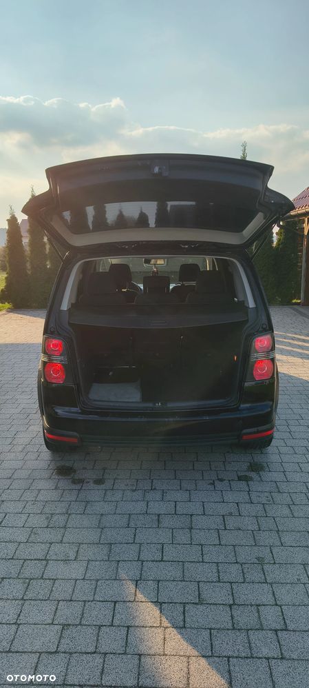 Volkswagen Touran 1.4 TSI Cross - 4