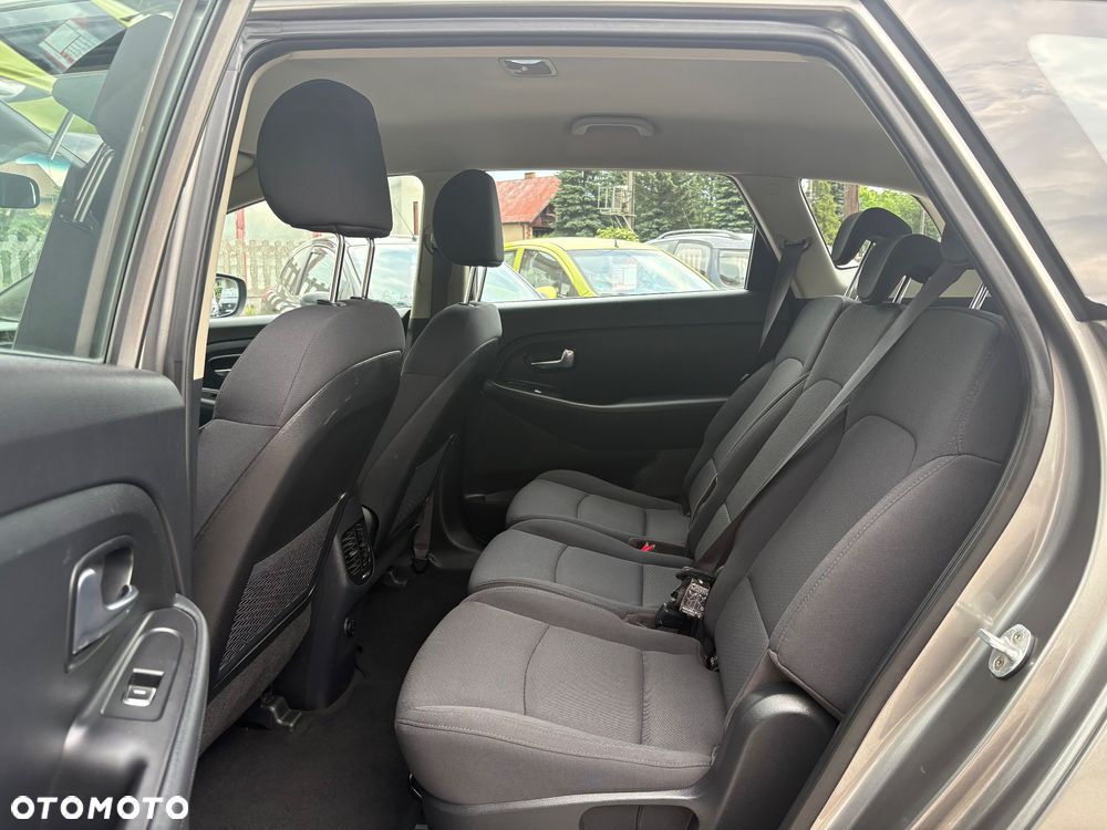 Kia Carens 1.7 CRDi Spirit - 25