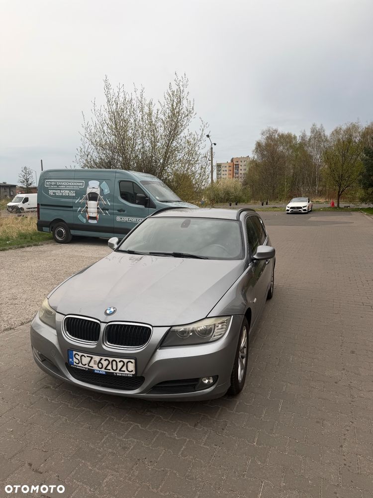 BMW Seria 3 318d - 2