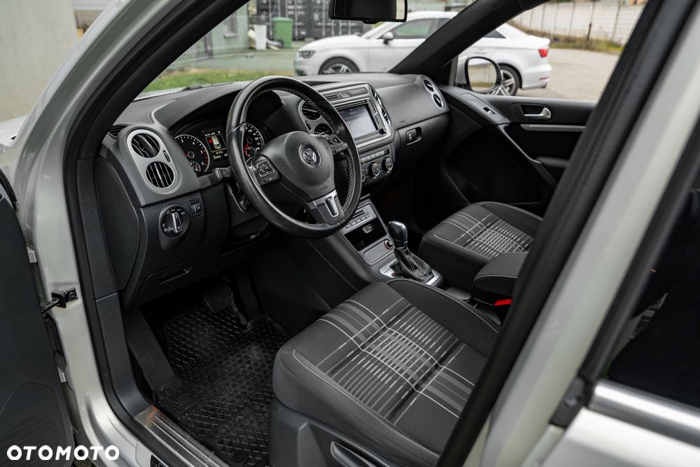 Volkswagen Tiguan 2.0 TDI SCR 4MOTION BlueMotion Technology DSG Lounge Sport & Style - 15