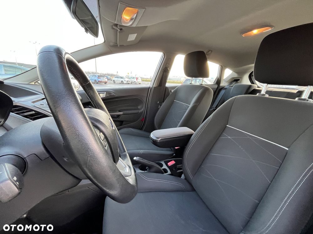 Ford Fiesta 1.25 Ambiente EU5 - 10