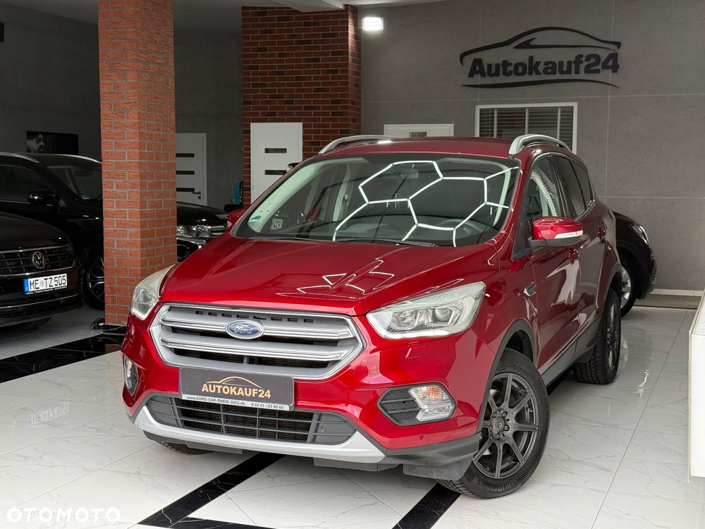 Ford Kuga 1.5 EcoBoost 2x4 Titanium - 6