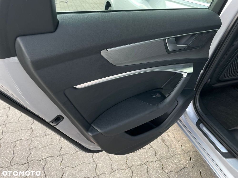 Audi A6 Avant - 12