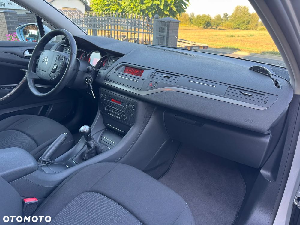 Citroën C5 1.8 16V Style - 16