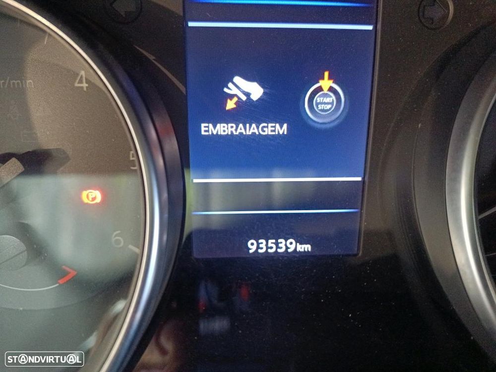Nissan Qashqai 1.5 dCi N-Connecta J18 - 7