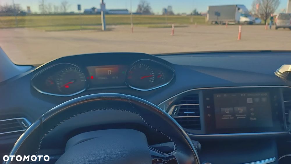 Peugeot 308 1.6 BlueHDi Active S&S - 3