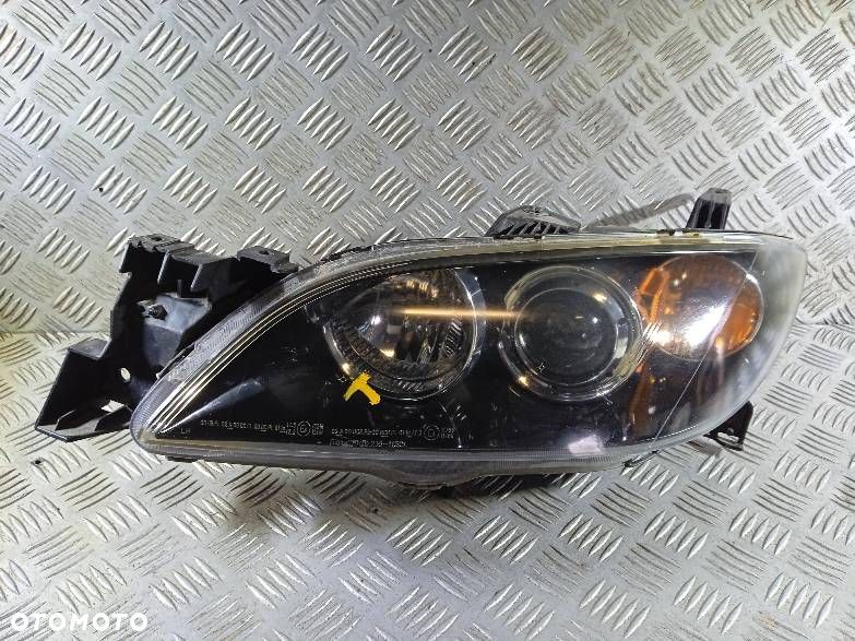 LAMPA LEWA PRZEDNIA MAZDA 3 - 1