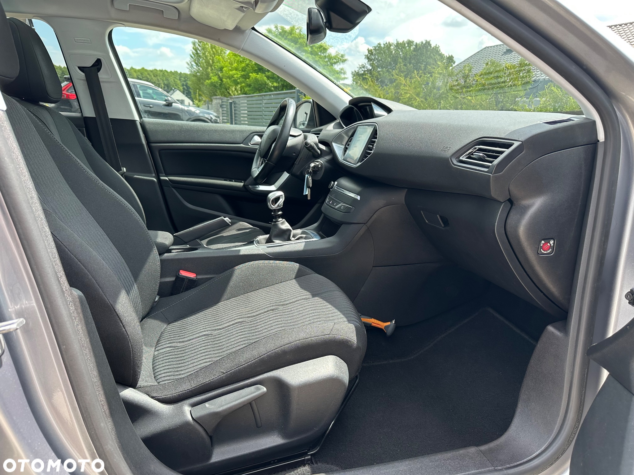 Peugeot 308 1.6 BlueHDi Allure S&S - 13