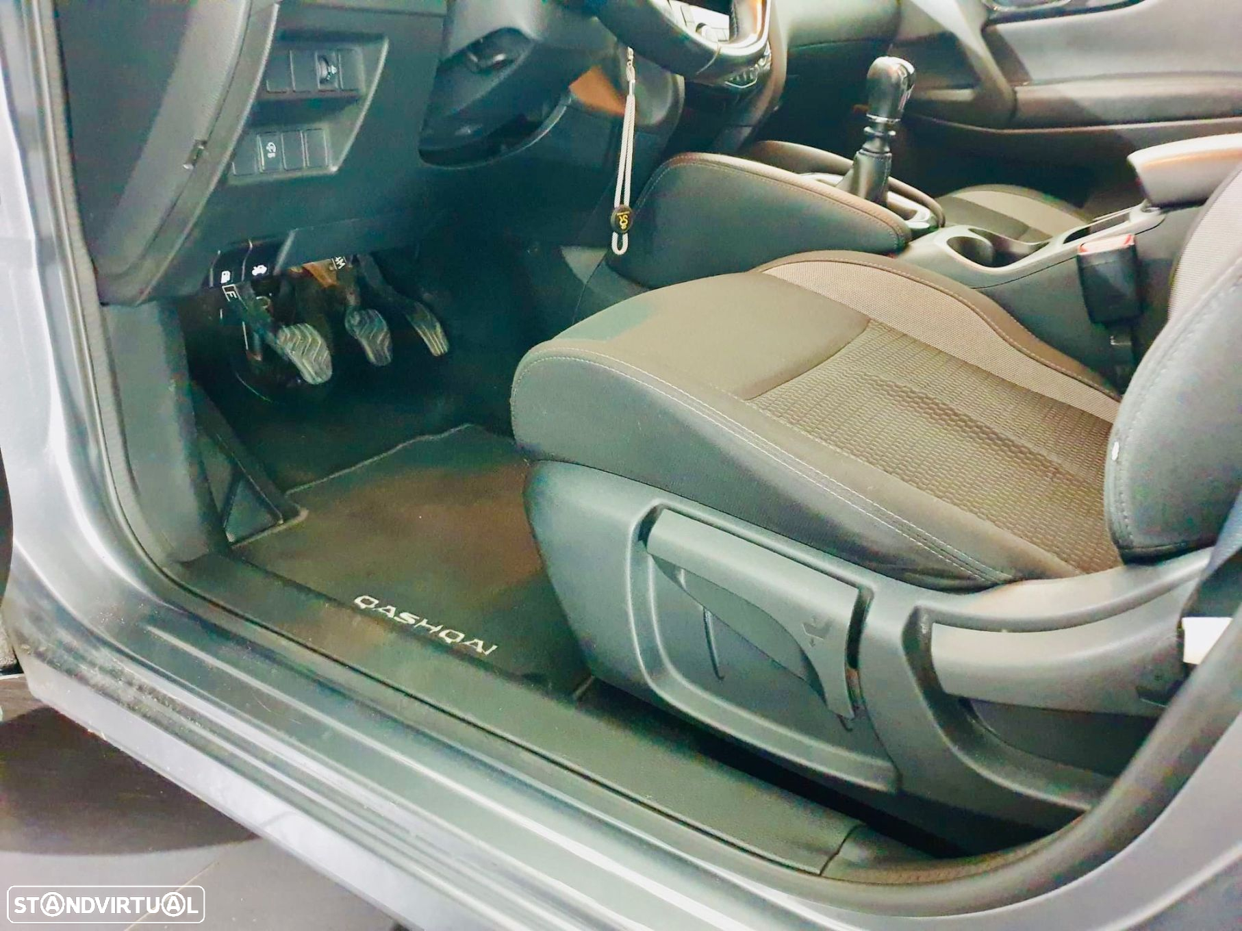 Nissan Qashqai 1.5 dCi Tekna Premium - 17