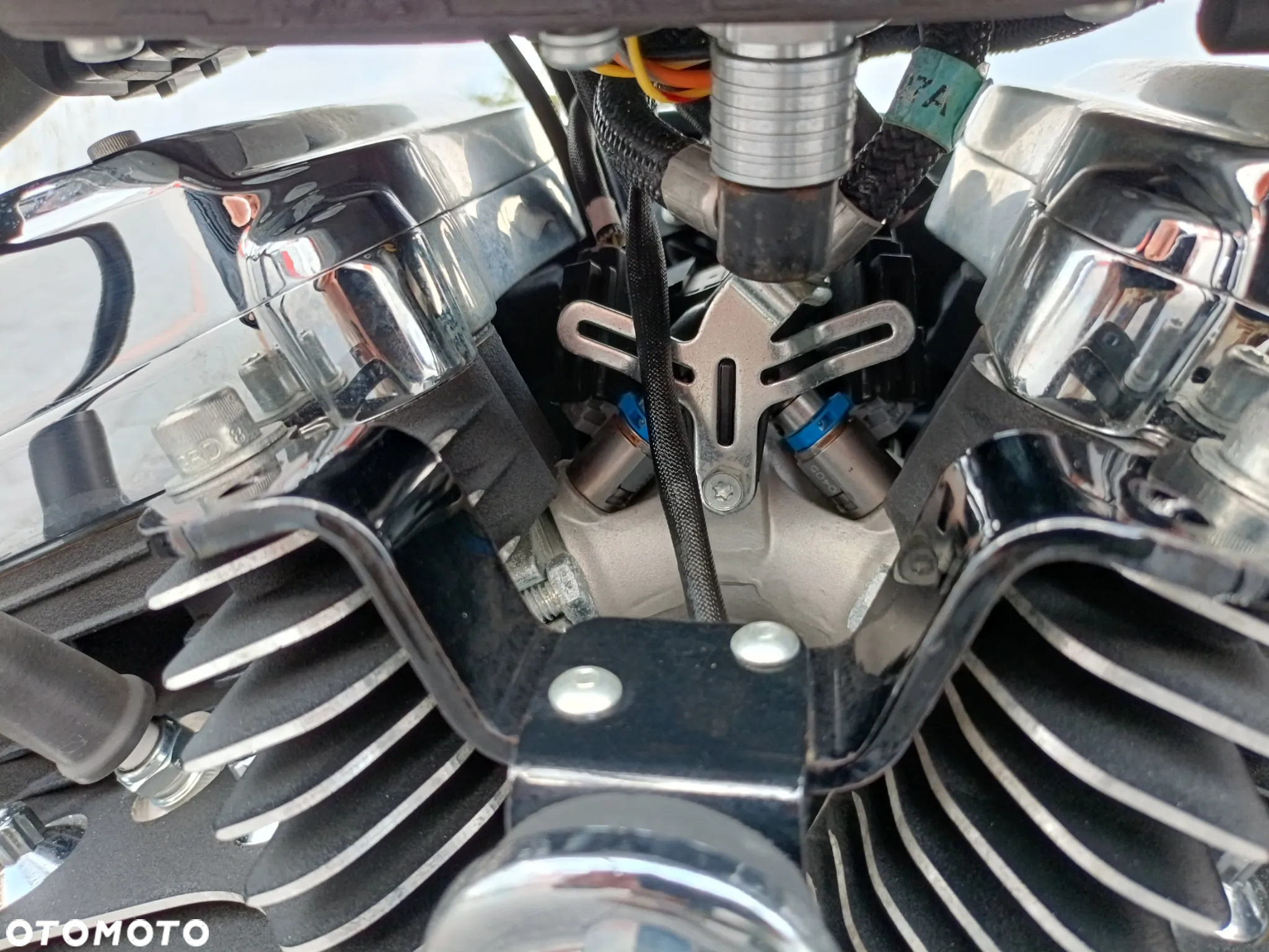 Harley-Davidson Sportster Custom 1200C - 37