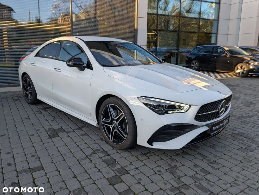 Mercedes-Benz CLA 200 AMG Line 7G-DCT - 4