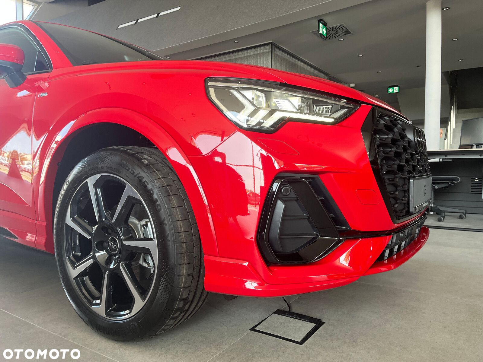 Audi Q3 Sportback - 4