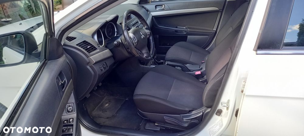 Mitsubishi Lancer 1.8 Instyle - 7