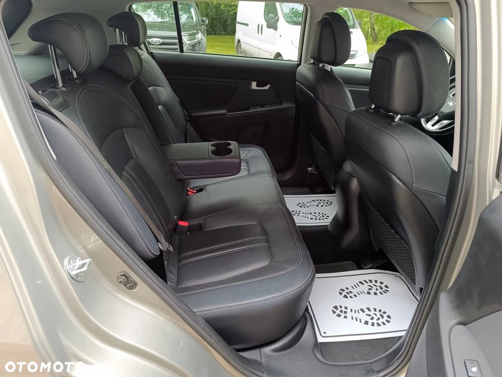Kia Sportage 1.7 CRDI XL 2WD - 33