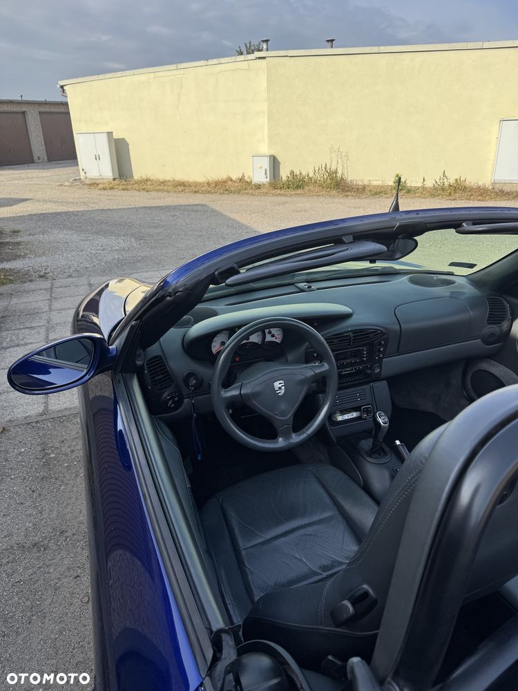 Porsche Boxster - 13