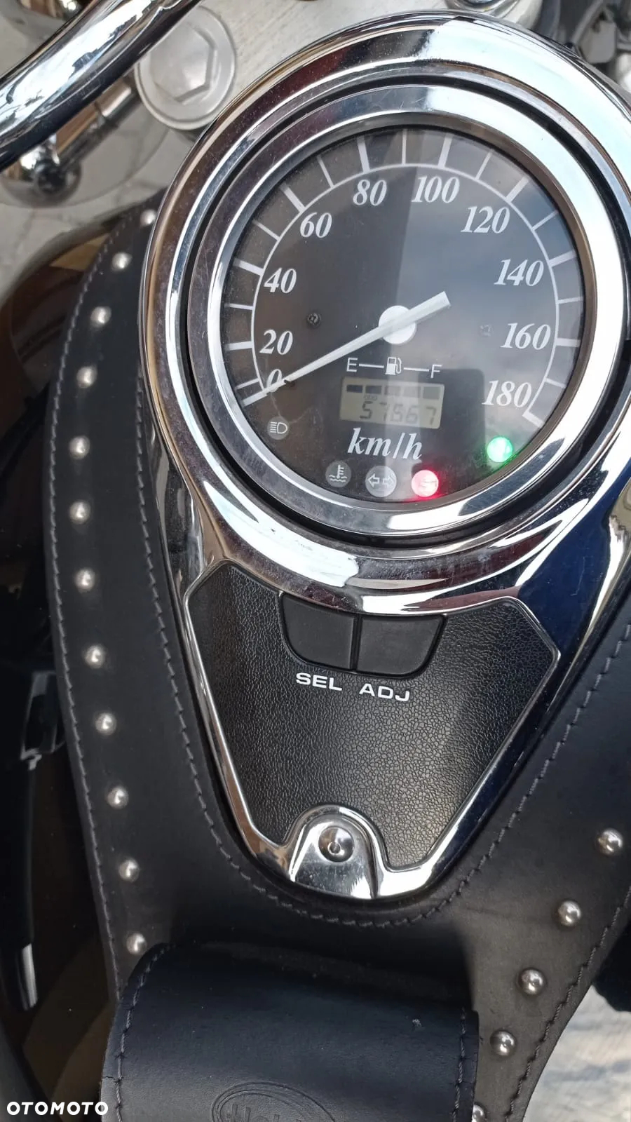 Suzuki VL 800 Volusia - 34