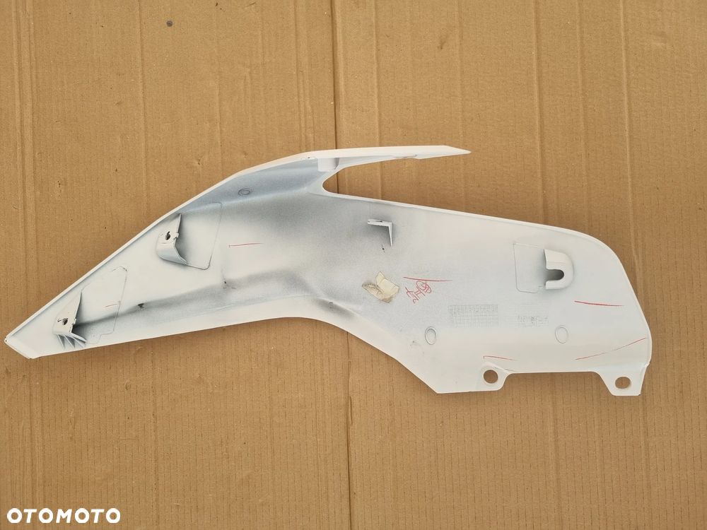 Osłona czasza owiewka boczek KTM Duke 125 - 6