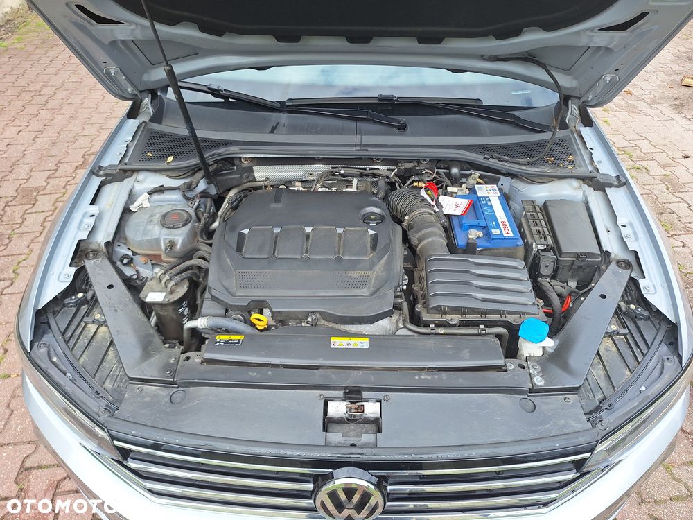 Volkswagen Passat 2.0 TDI EVO Business DSG - 9