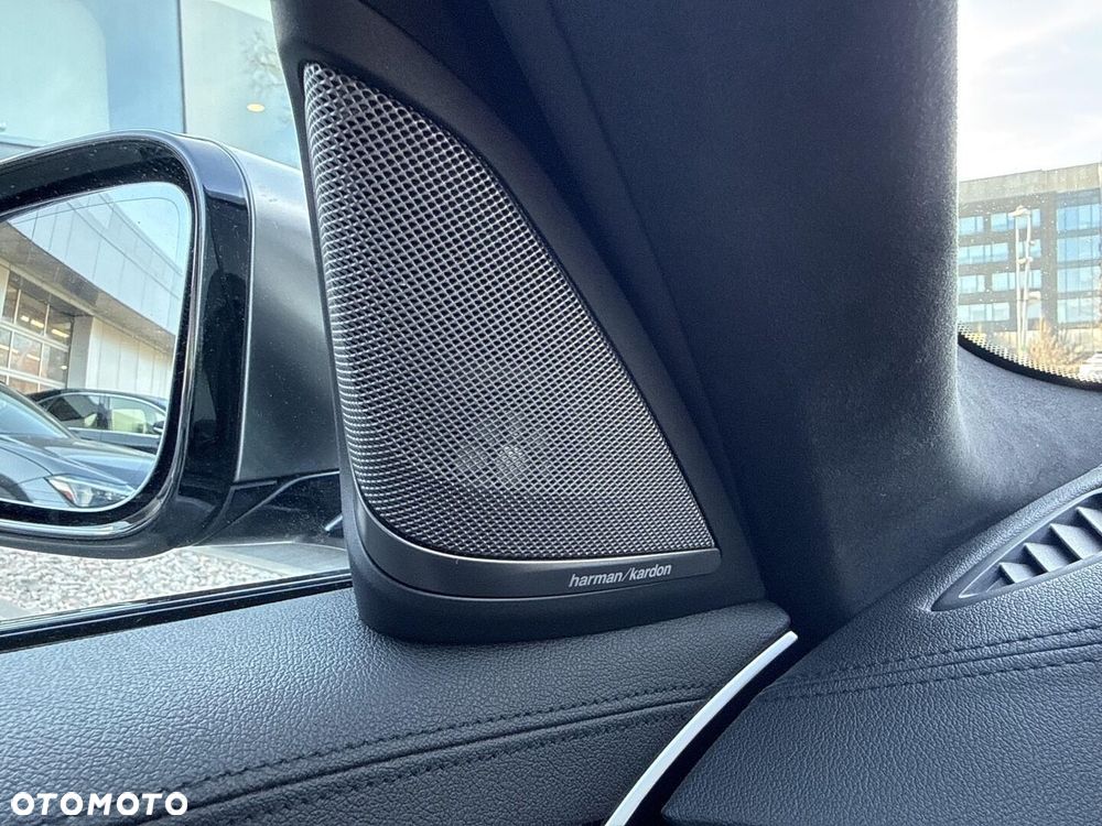 BMW Seria 5 M550i xDrive - 21