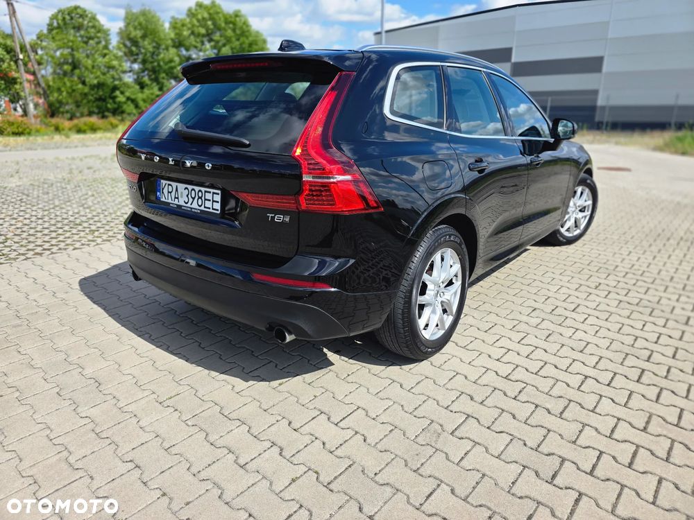 Volvo XC 60 T8 AWD Plug-In Hybrid Momentum - 5