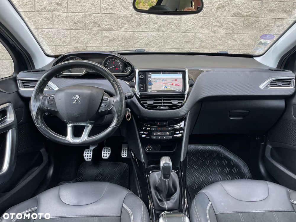 Peugeot 2008 PureTech 110 Stop&Start Allure - 17