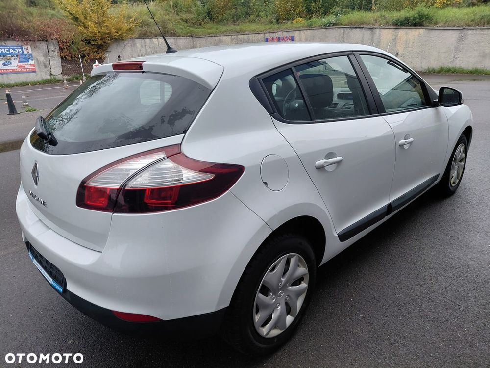 Renault Megane 1.6 16V 110 LIMITED - 5