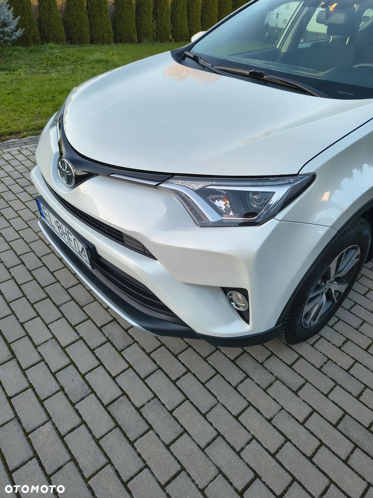 Toyota Rav4 2016 photo 2