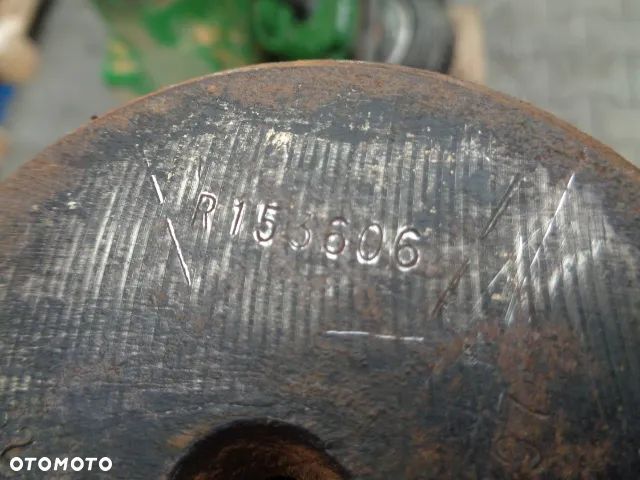 Zwolnica tył obudowa pochwa półoś John Deere 7610 7710 7810 - 5