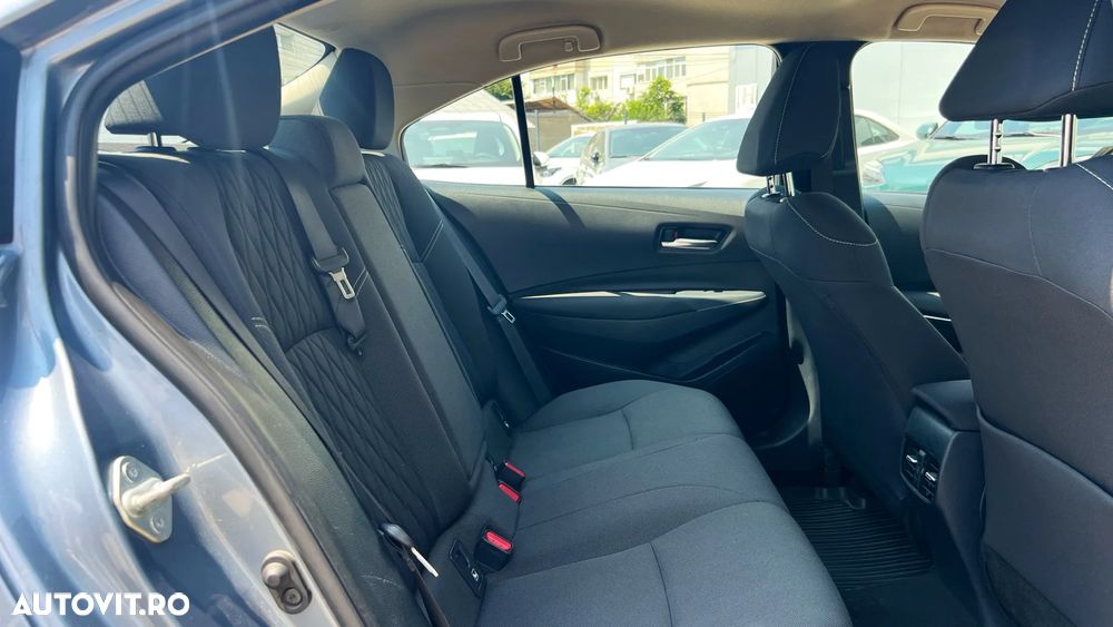 Toyota Corolla 1.6 Dynamic - 8