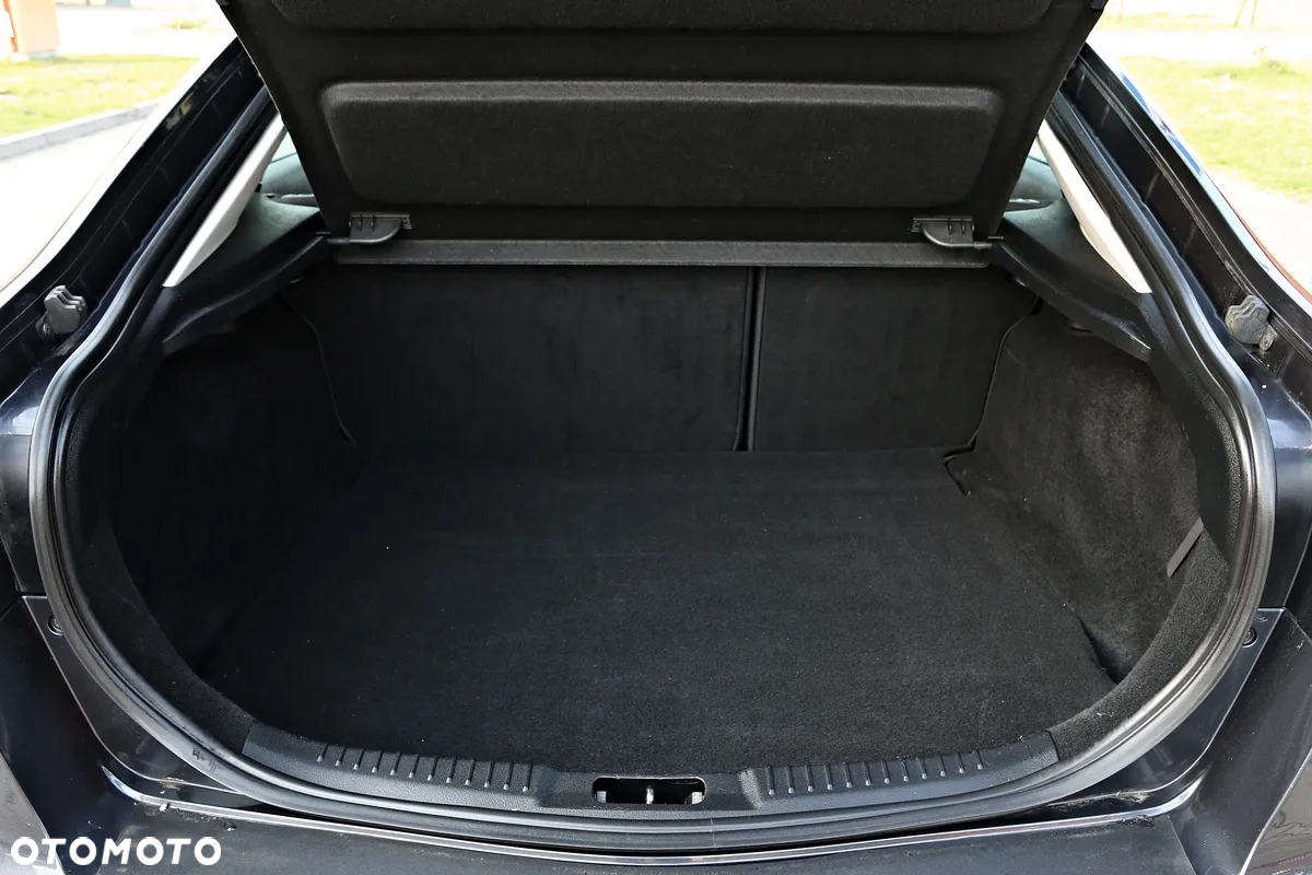 Ford Mondeo 2.0 Ghia - 37