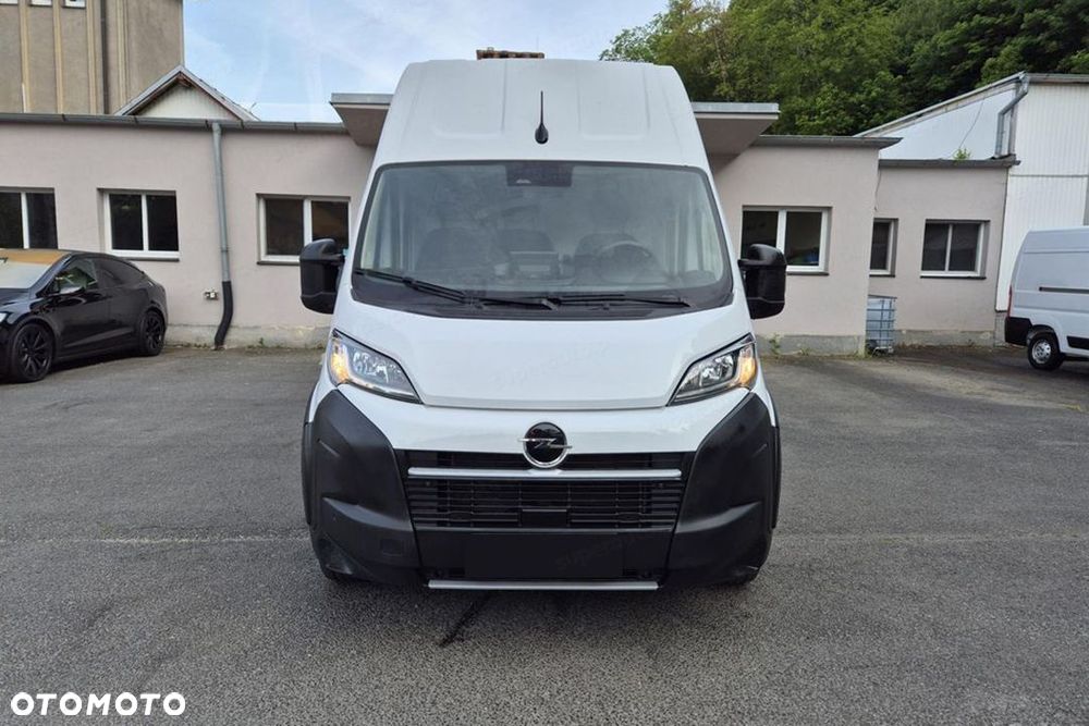 Opel Movano Heavy L4H3 AT8 2.2 180KM - 4