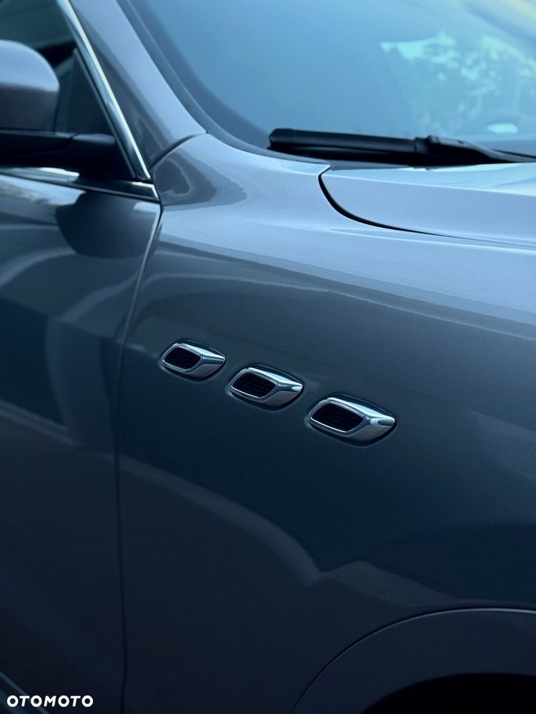 Maserati Levante Modena S - 24