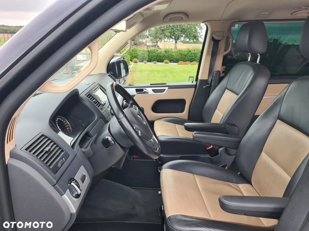 Volkswagen Multivan - 5