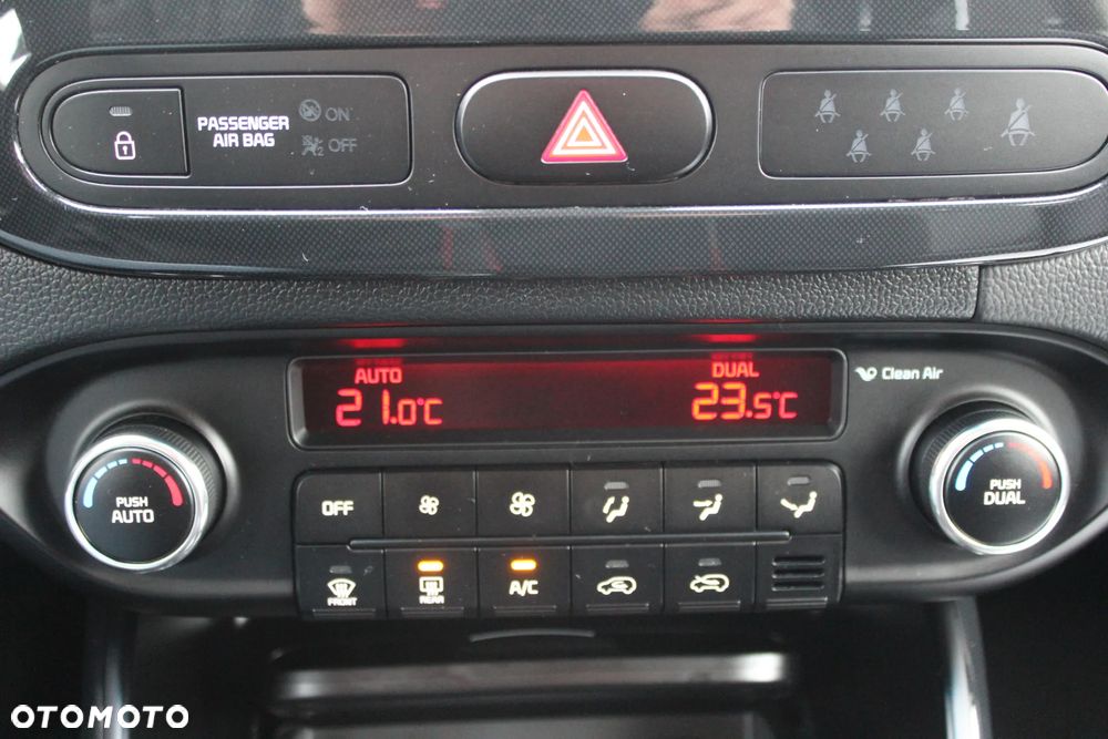 Kia Carens 1.6 GDI Edition 7 - 26