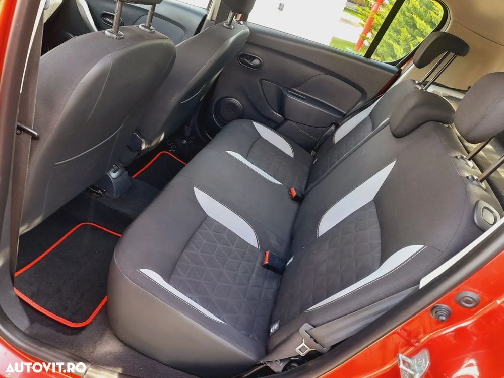Dacia Sandero 1.5 90CP Stepway - 7