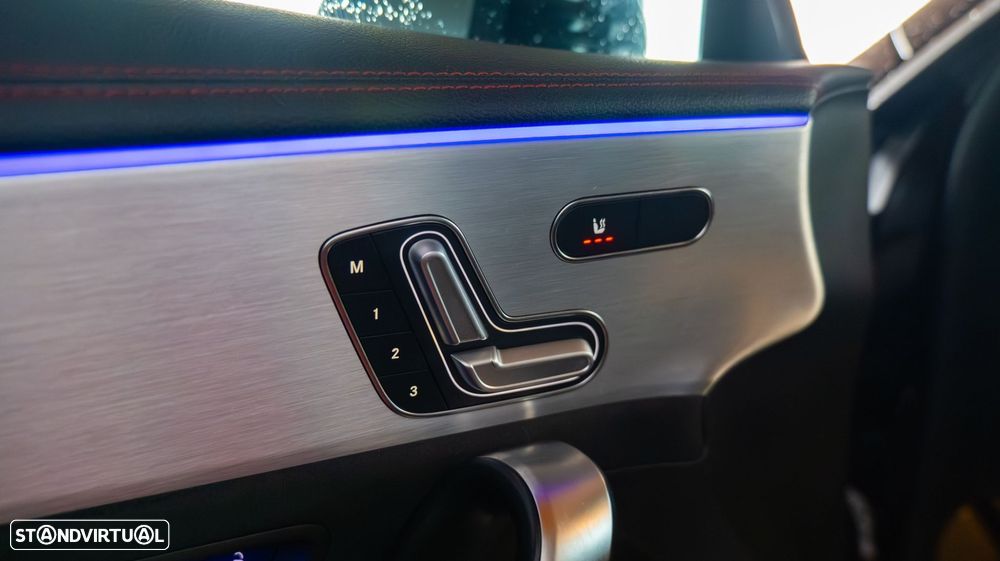 Mercedes-Benz CLA 250 e AMG Line - 11