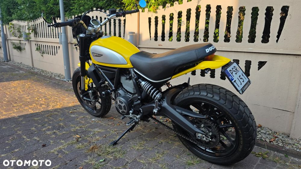 Ducati Scrambler - 18