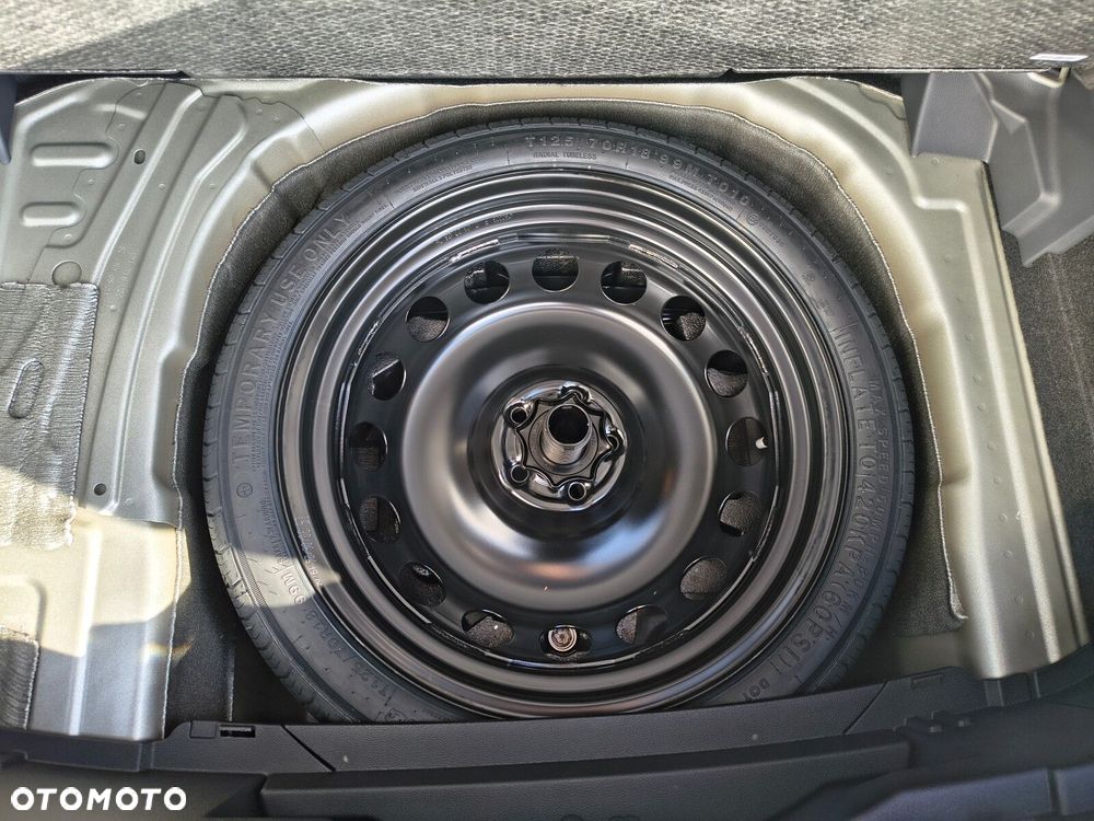 Volkswagen T-Cross - 32