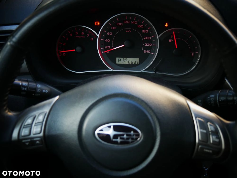 Subaru Impreza 2.0 RS - 22