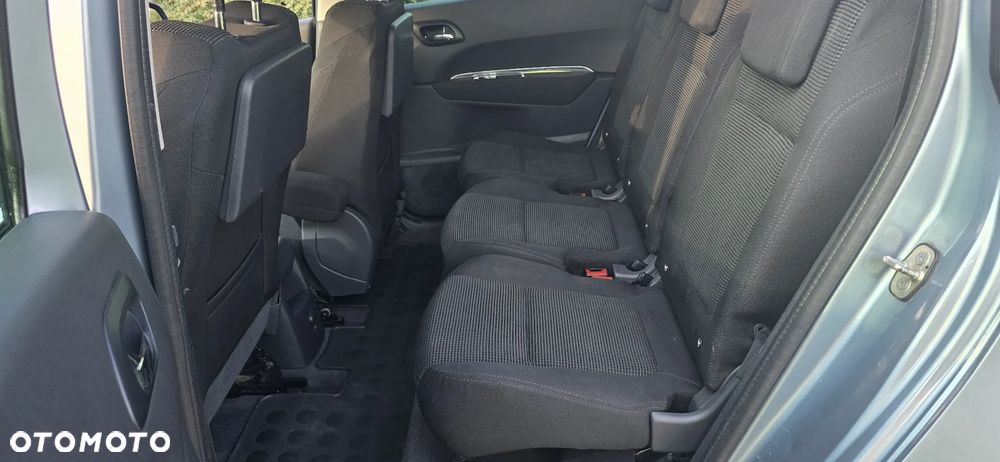 Peugeot 5008 1.6 HDi Premium - 16
