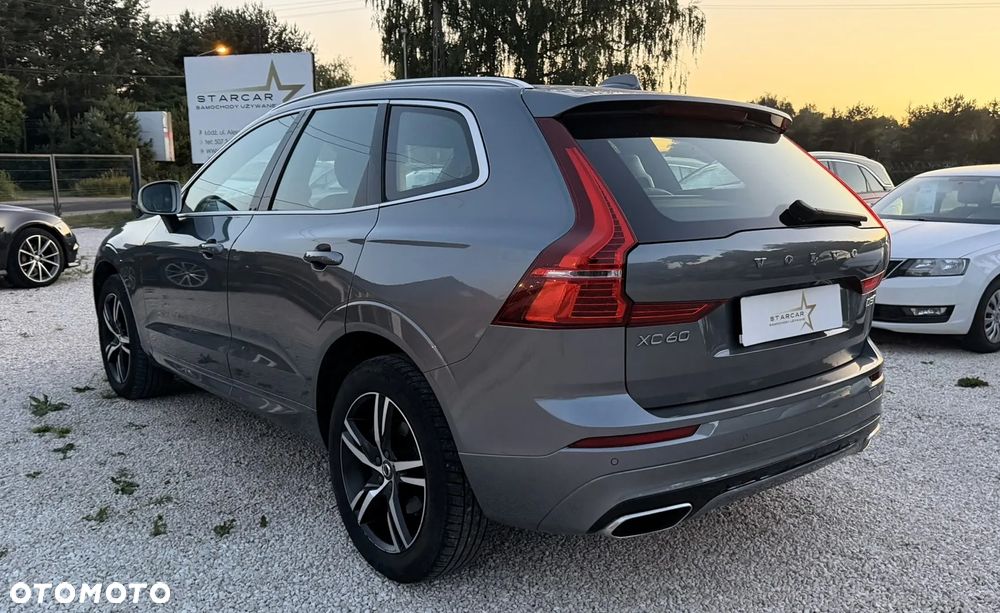 Volvo XC 60 D5 SCR AWD R-Design - 9