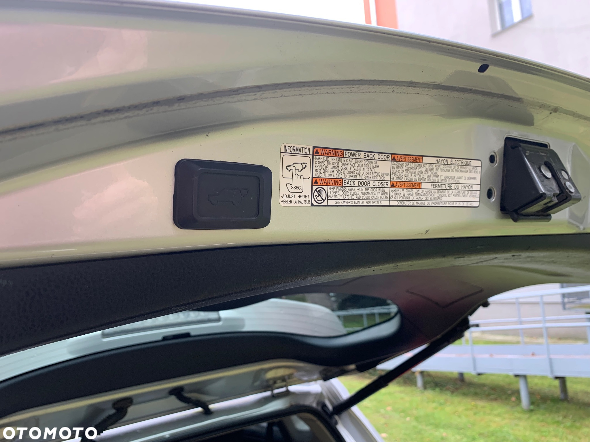 Toyota RAV4 2.0 D-4D Premium - 20