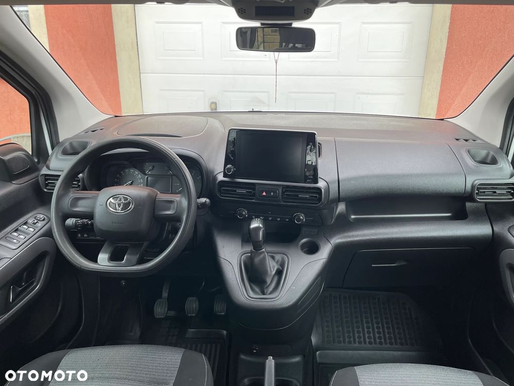 Toyota Proace City Verso 1.5 D-4D Business - 12