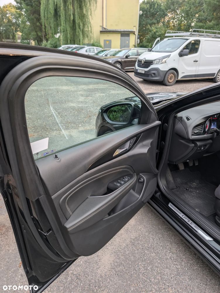 Opel Insignia 2.0 CDTI Exclusive S&S - 10