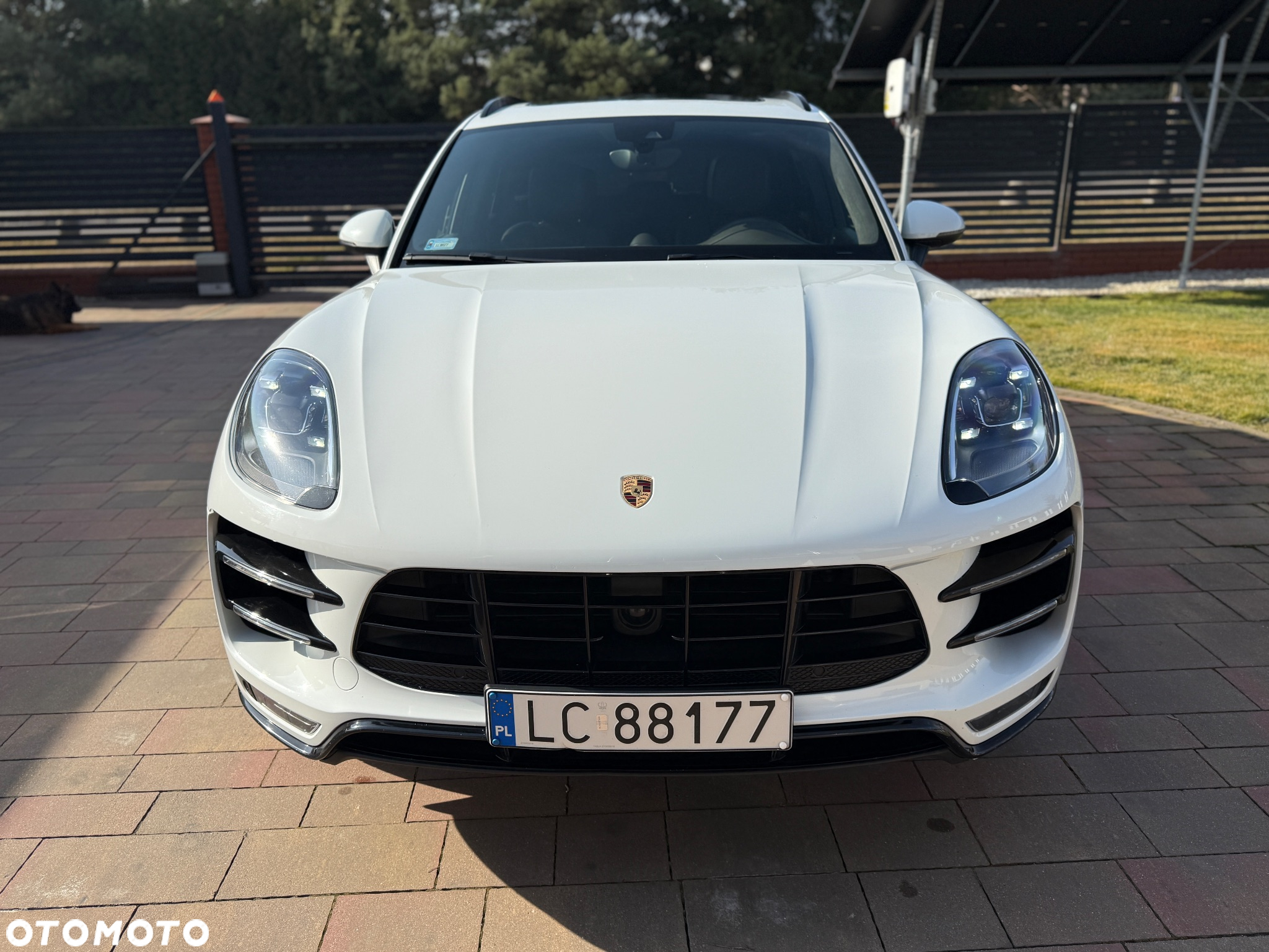 Porsche Macan Turbo - 31