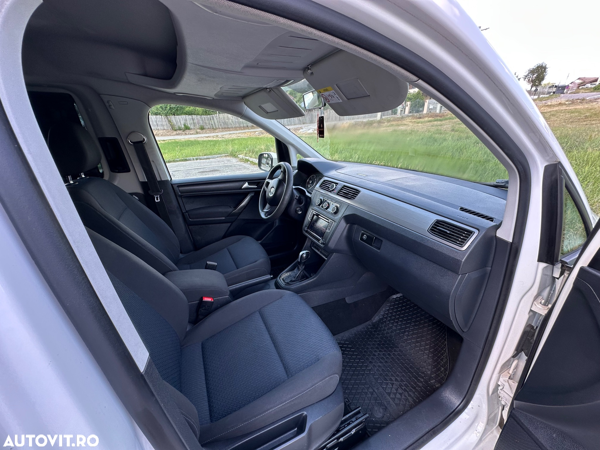 Volkswagen Caddy 2.0 TDI (7-Si.) DSG Maxi Family - 11